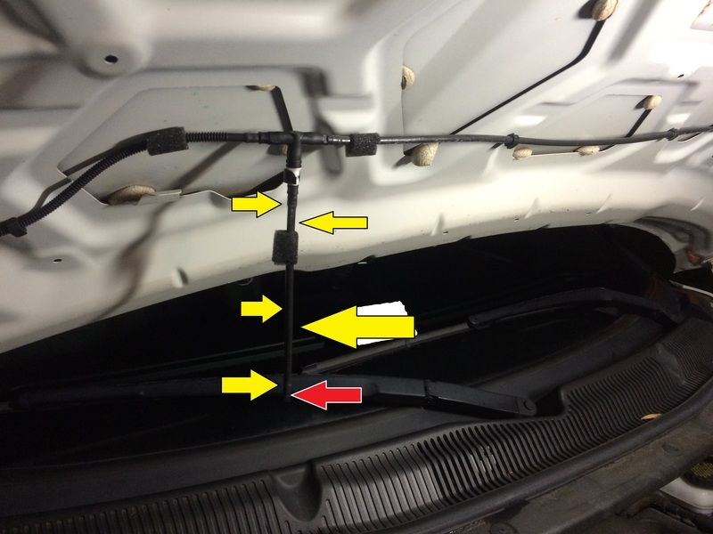 Ford Explorer Windshield Washer Nozzle